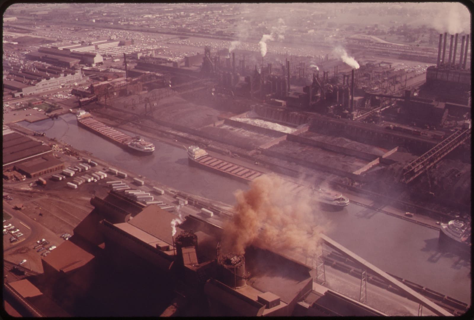 Aerial view of the Ford River Rouge complex, the hero image of the Verti-grated essay